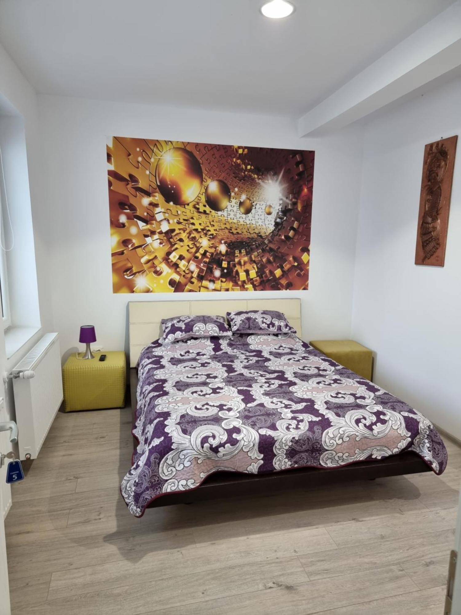 Hotel Casa Musceleana à Cîmpulung Extérieur photo